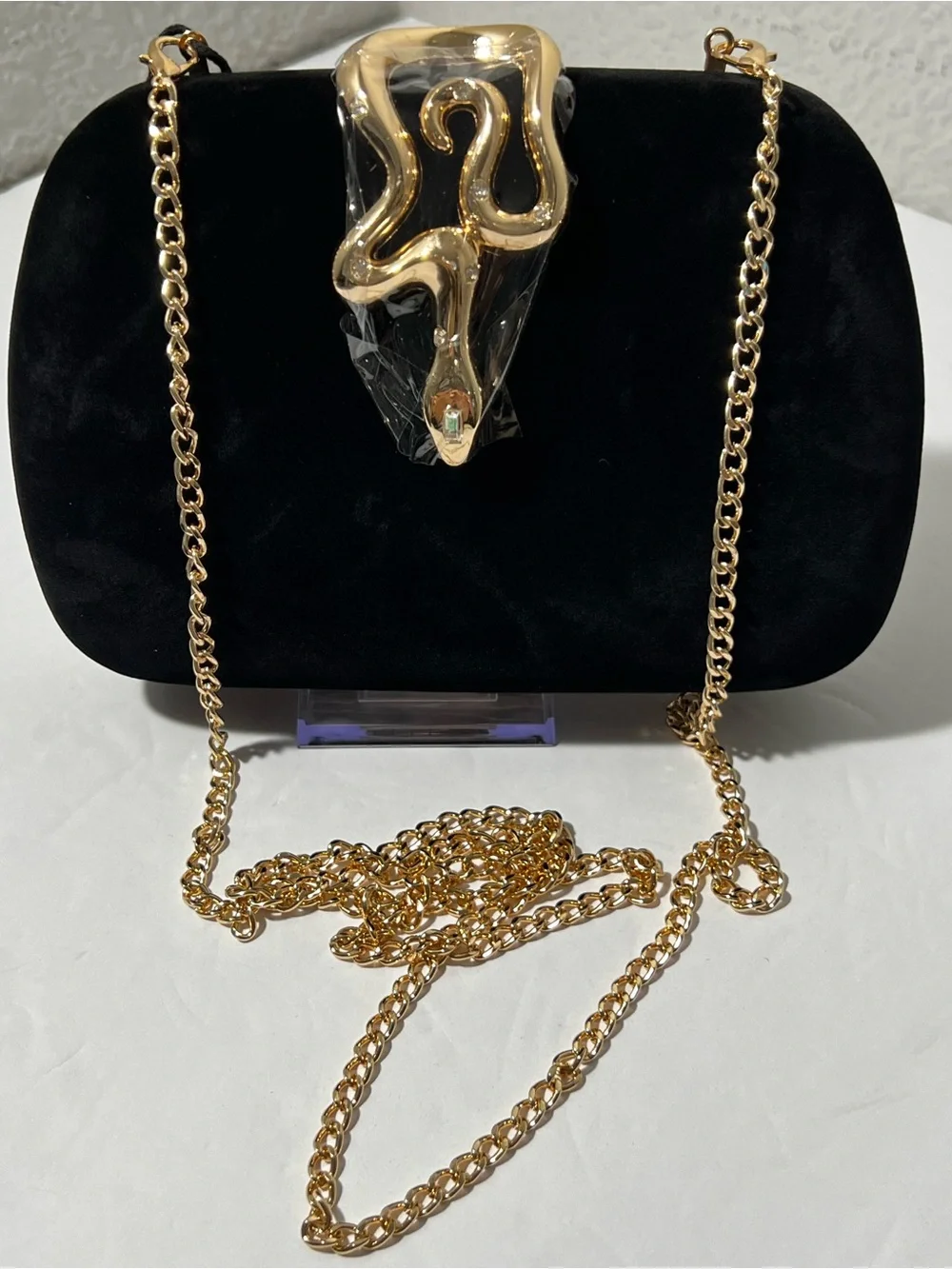 Nodeber Black Velvet Clutch Snake Clasp Gold tone Chain Evening cocktail Bag NWT